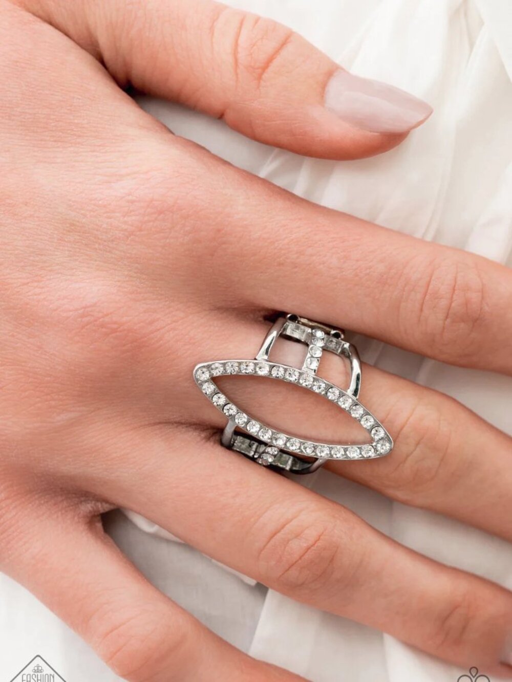 Paparazzi Jewelry Accessories - Icy Intuition - White Ring - Vintage